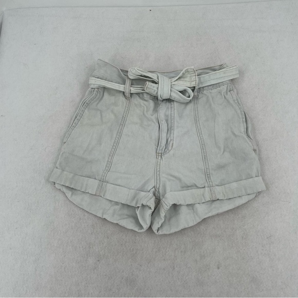 BILLABONG Women’s denim White Paper Bag cuffed jean Shorts size: 25 - Picture 1 of 9